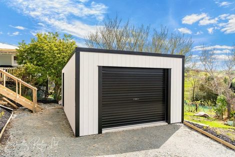Photo of property in 109 Hurndall Street East, Maungaturoto, 0520