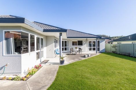 Photo of property in 3 Dules Walk, Taradale, Napier, 4112