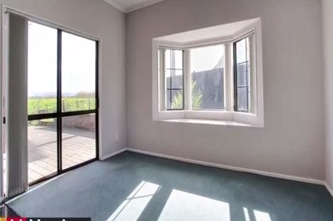 Photo of property in 11 Country Lane, Western Heights, Hamilton, 3200