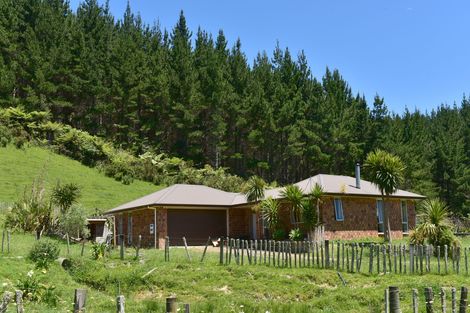 Photo of property in 370 Lowe Road, Hikurangi, 0181