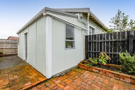 Photo of property in 81 Manawapou Road, Hawera, 4610