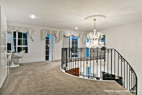 Photo of property in 18 Mansion Court, West Harbour, Auckland, 0618