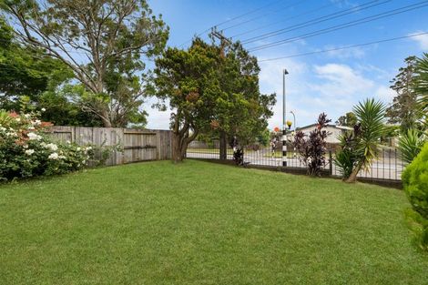 Photo of property in 98 Weymouth Road, Manurewa, Auckland, 2102