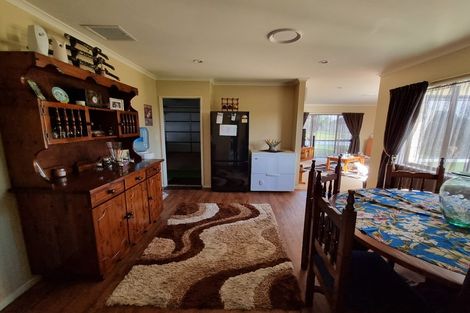 Photo of property in 19 Fergy Crescent, Wattle Downs, Auckland, 2103