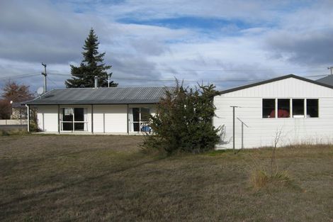 Photo of property in 10 Totara Drive, Twizel, 7901