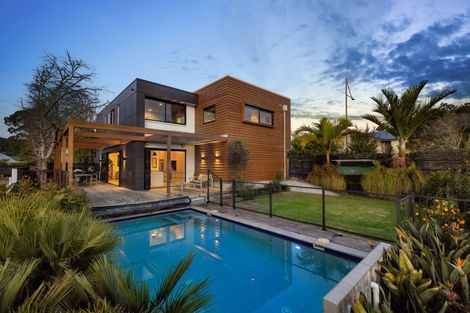 Photo of property in 5 Anselmi Ridge Road, Pukekohe, 2120