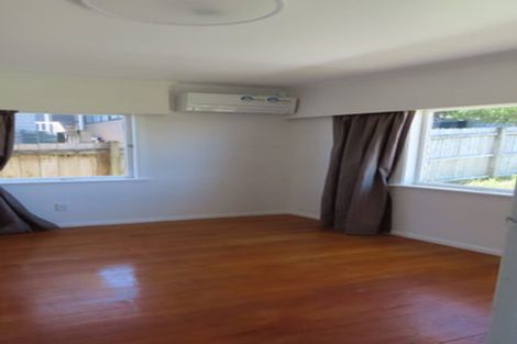 Photo of property in 10 Camelot Place, Glenfield, Auckland, 0629