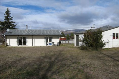 Photo of property in 10 Totara Drive, Twizel, 7901