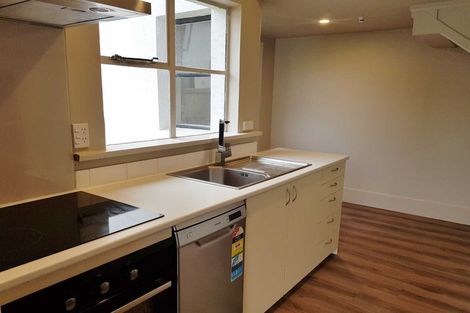 Photo of property in 4/952 Colombo Street, St Albans, Christchurch, 8014