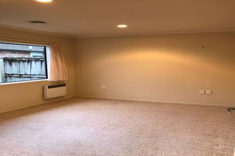 Photo of property in 14 Valley Road, Pukekohe, 2120