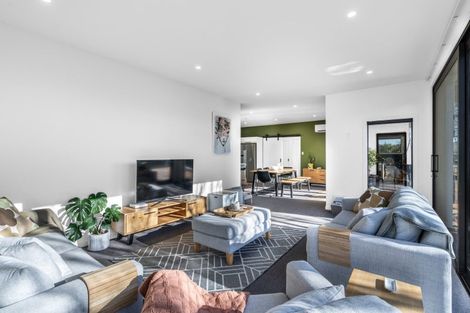 Photo of property in 184 Park Street, Winton, 9720