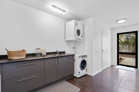 Photo of property in 146 Oreti Road, Otatara, Invercargill, 9879