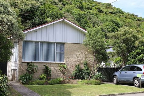 Photo of property in 96 Awarua Street, Ngaio, Wellington, 6035