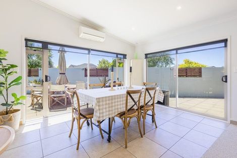 Photo of property in 35 Pinotage Drive, Greenmeadows, Napier, 4112