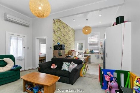 Photo of property in 82 Tinakori Road, Thorndon, Wellington, 6011