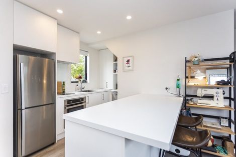 Photo of property in 1/130 Olliviers Road, Phillipstown, Christchurch, 8011