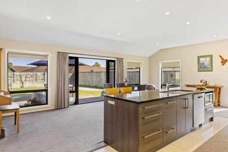 Photo of property in 128 Victory Drive, Wharewaka, Taupo, 3330