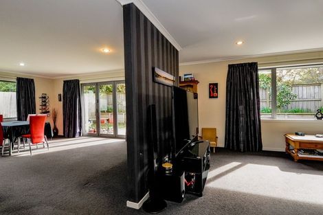 Photo of property in 77 Musselburgh Rise, Musselburgh, Dunedin, 9013