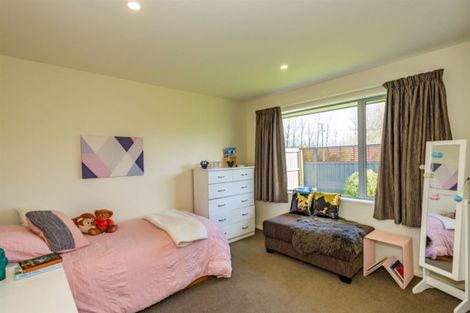 Photo of property in 94 Bradwell Crescent, Halswell, Christchurch, 8025