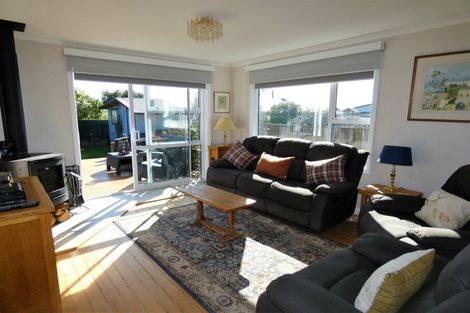 Photo of property in 23 Gladstone Street, Westport, 7825