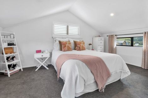 Photo of property in 3 Hirere Road, Whitford, Howick, 2571