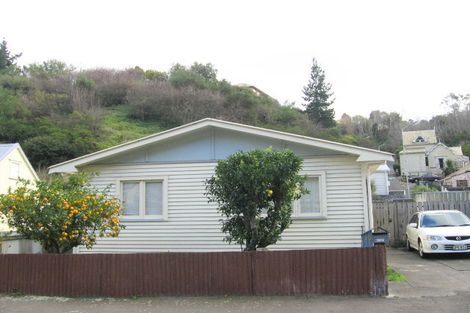 Photo of property in 10 Main Street, Hospital Hill, Napier, 4110