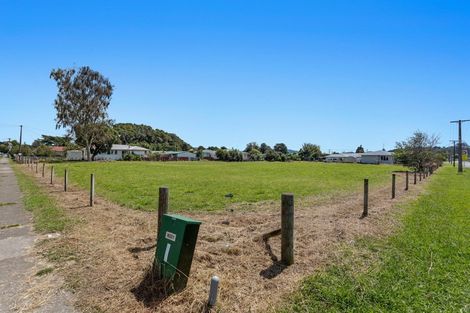 Photo of property in 35 Mckenzie Street, Taneatua, 3123