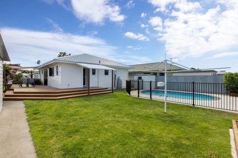 Photo of property in 41 Peddie Street, Taradale, Napier, 4112