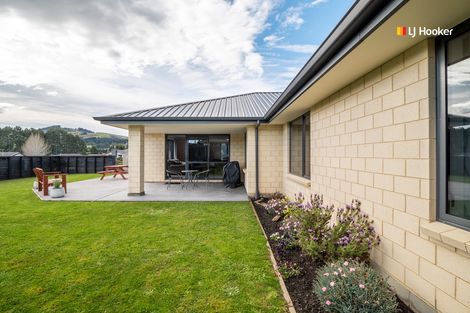 Photo of property in 74 Grandvista Drive, Green Island, Dunedin, 9018