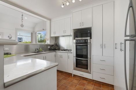 Photo of property in 26 Regan Street, Stratford, 4332