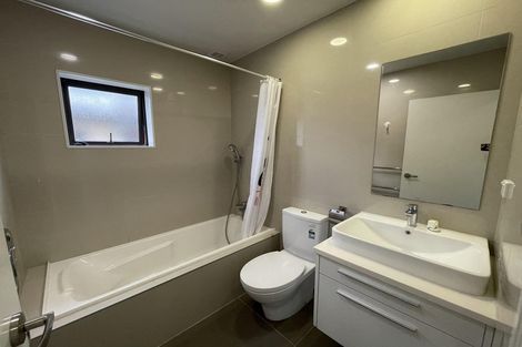 Photo of property in 791a East Coast Road, Northcross, Auckland, 0630