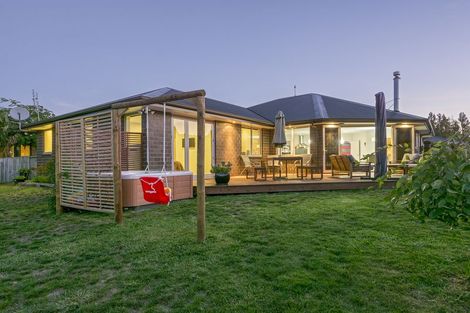 Photo of property in 146 Oteki Park Drive, Welcome Bay, Tauranga, 3112