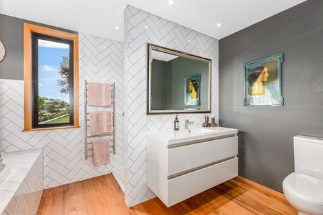 Photo of property in 37 Reuben Avenue, Brooklyn, Wellington, 6021