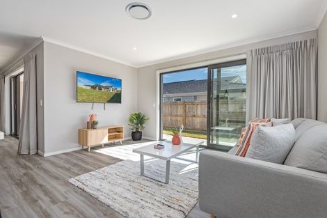 Photo of property in 20 Atlantic Drive, Fitzherbert, Palmerston North, 4410