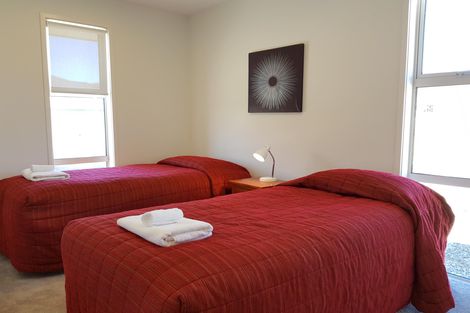 Photo of property in 5 Rankin Rise, Lake Tekapo, 7999