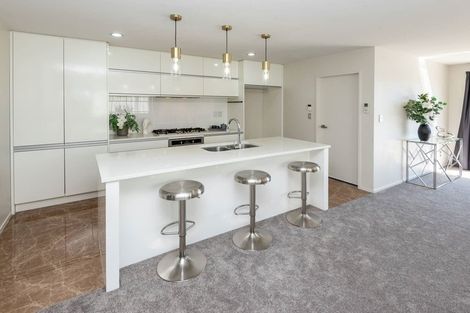 Photo of property in 386 Ormiston Road, Flat Bush, Auckland, 2019