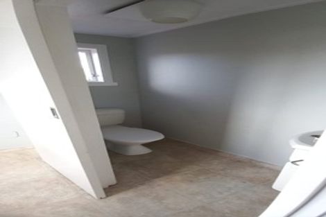 Photo of property in 974 High Street, Avalon, Lower Hutt, 5011