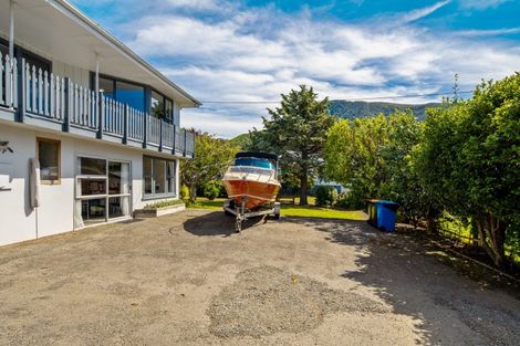 Photo of property in 20a Canterbury Street, Picton, 7220