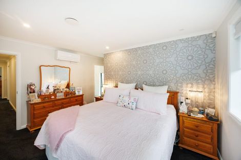 Photo of property in 16 Serenity Crescent, Kelvin Grove, Palmerston North, 4414