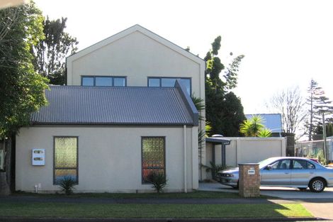 Photo of property in 70 Maeroa Road, Maeroa, Hamilton, 3200