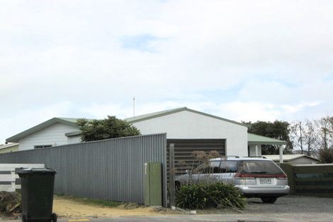 Photo of property in 72 Shrimpton Road, Haumoana, 4102