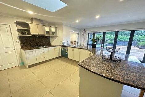 Photo of property in 14 Annalong Road, Dannemora, Auckland, 2016