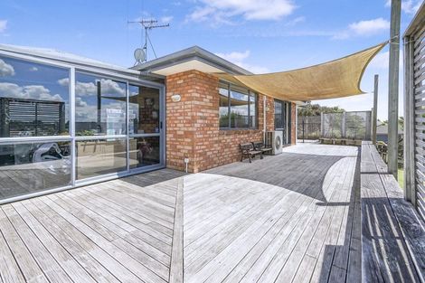 Photo of property in 13 Dorchester Place, Nawton, Hamilton, 3200