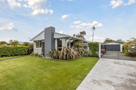 Photo of property in 10 West-watson Avenue, Hillmorton, Christchurch, 8025