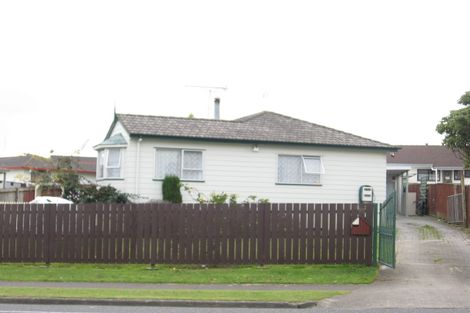 Photo of property in 219 Mahia Road, Wattle Downs, Auckland, 2103
