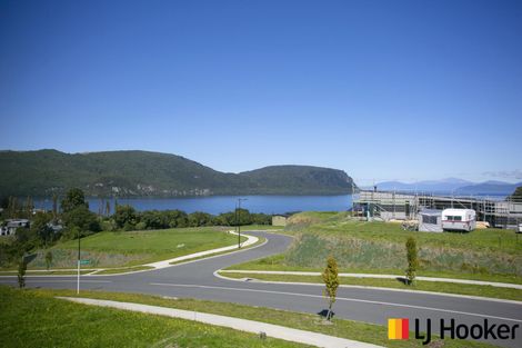Photo of property in 32 Okaia Drive, Kinloch, Taupo, 3377