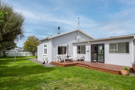 Photo of property in 30 Augustus Street, Carterton, 5713