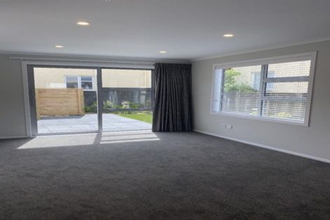 Photo of property in 9 John Reynolds Square, Hutt Central, Lower Hutt, 5010