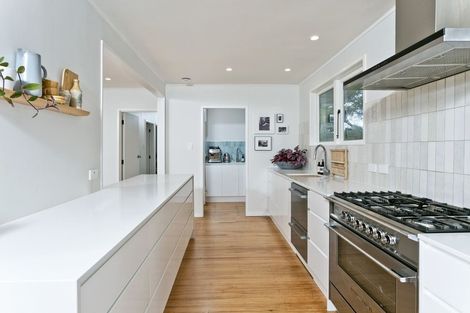 Photo of property in 69 Park Hill Road, Birkenhead, Auckland, 0626