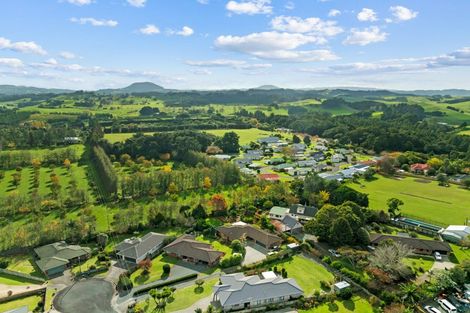 Photo of property in 8 Maddendale Place, Maungakaramea, Whangarei, 0178